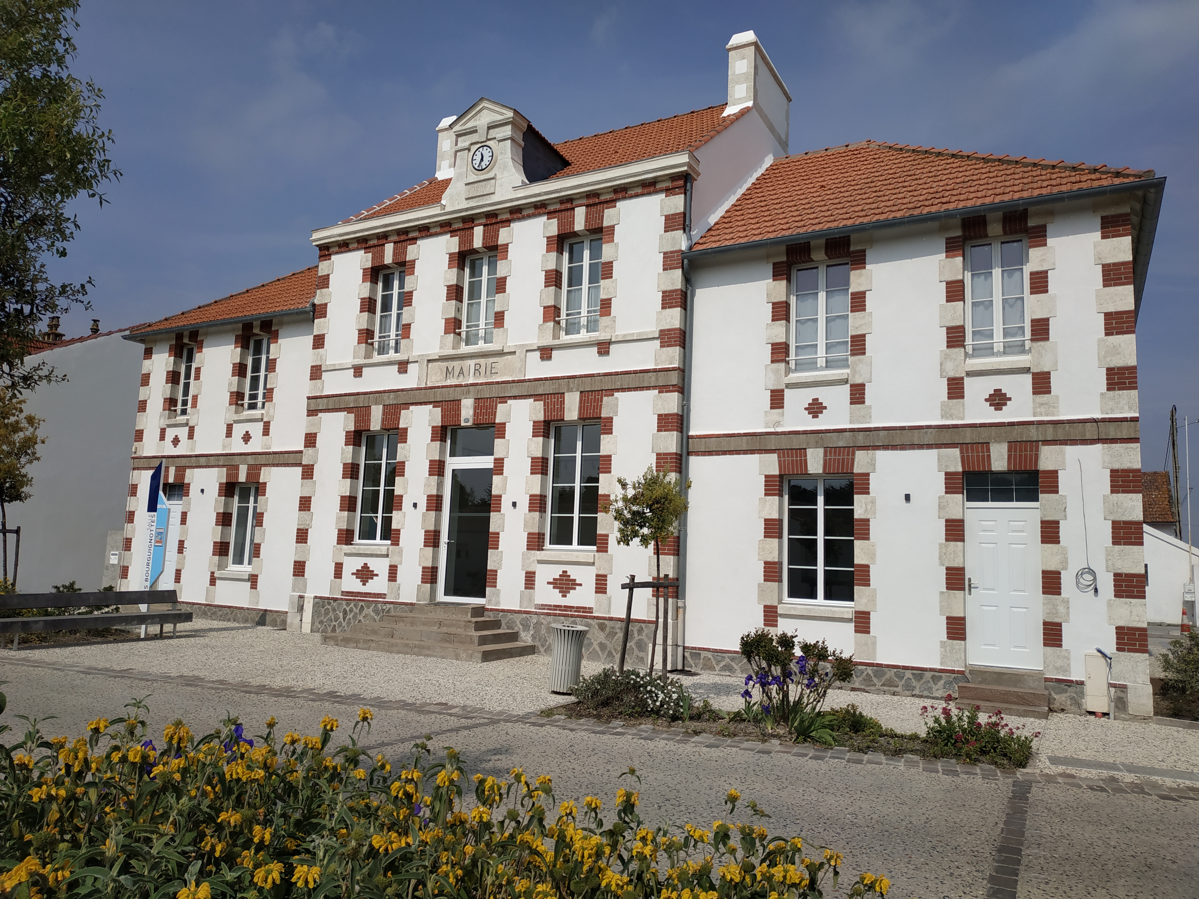 bourguignottes